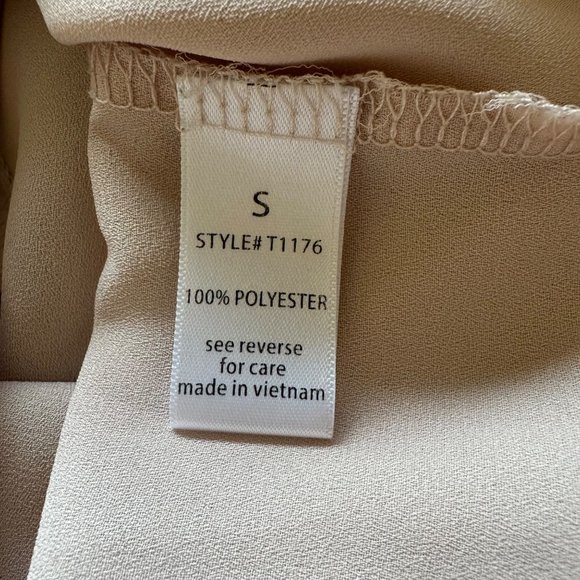 Active USA Womens Soft Beige Chiffon 3/4 Sleeves V Neck Overlap Front Blouse S - Picture 7 of 9